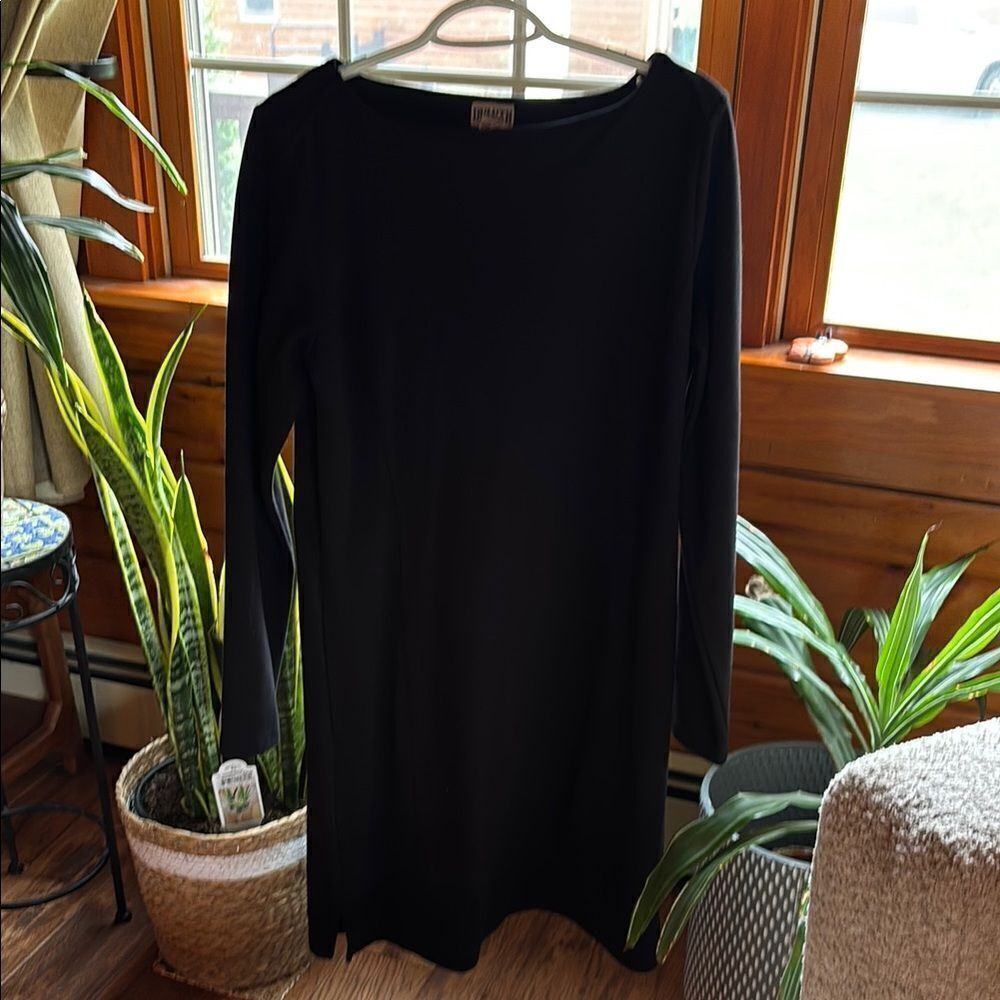 Duluth Trading Co. Classic Black Garment